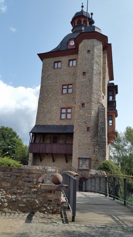 schloss-15.jpg
